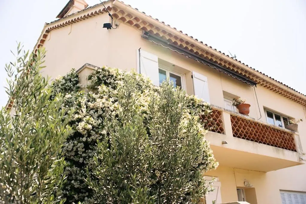 Magnifique T3 Tout Equipe Au Coeur Du Village Saint-Tropez